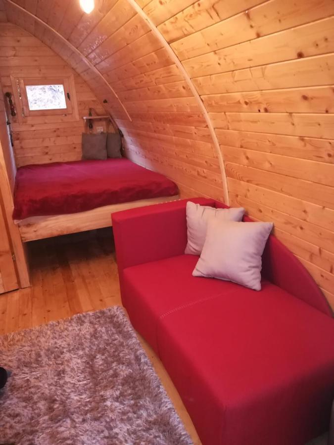 Vila Jelena - Bungalov Crni Vrh Buitenkant foto