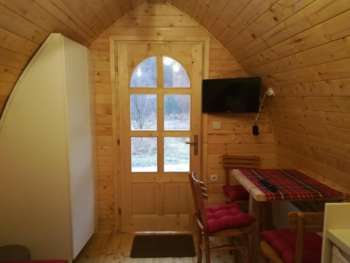 Vila Jelena - Bungalov Crni Vrh Buitenkant foto